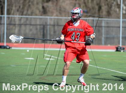 Thumbnail 1 in Niskayuna @ Darien photogallery.
