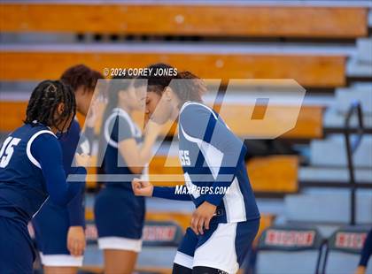 Thumbnail 1 in Norcross vs Pebblebrook (Nike Elite HS Showcase GA) photogallery.
