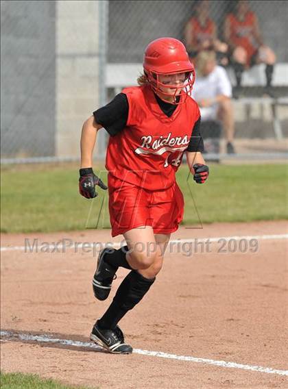 Thumbnail 1 in Mechanicville vs. Marlboro (NYSPHSAA Class B Semifinal) photogallery.