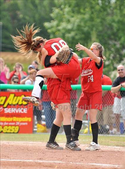 Thumbnail 2 in Mechanicville vs. Marlboro (NYSPHSAA Class B Semifinal) photogallery.