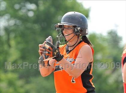 Thumbnail 1 in Mechanicville vs. Marlboro (NYSPHSAA Class B Semifinal) photogallery.