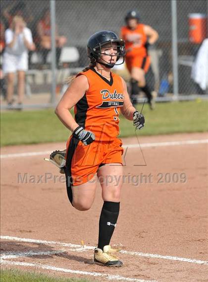 Thumbnail 3 in Mechanicville vs. Marlboro (NYSPHSAA Class B Semifinal) photogallery.