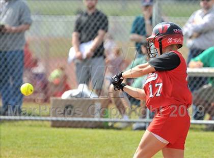 Thumbnail 1 in Mechanicville vs. Marlboro (NYSPHSAA Class B Semifinal) photogallery.