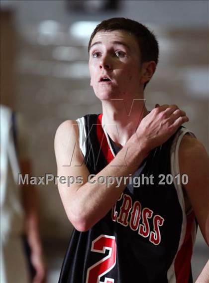 Thumbnail 2 in Holy Cross vs. Newport Central Catholic photogallery.