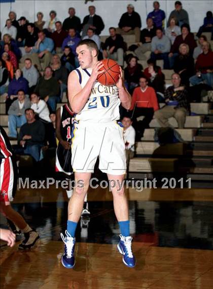 Thumbnail 3 in Holy Cross vs. Newport Central Catholic photogallery.