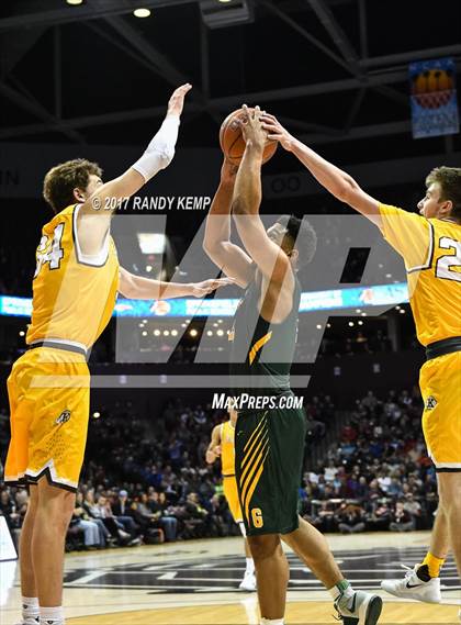 Thumbnail 1 in Kickapoo vs Greenforest (Bass Pro Tournament of Champions) photogallery.