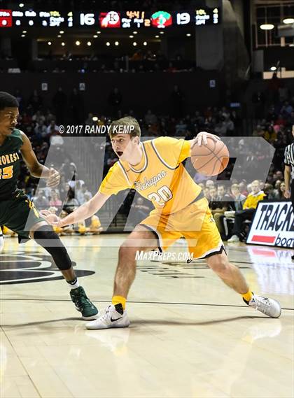 Thumbnail 1 in Kickapoo vs Greenforest (Bass Pro Tournament of Champions) photogallery.