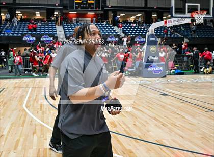 Thumbnail 2 in Woodward Academy vs. Tri-Cities (GHSA 5A Championship) photogallery.
