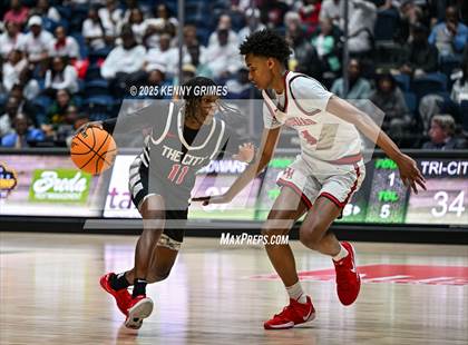 Thumbnail 3 in Woodward Academy vs. Tri-Cities (GHSA 5A Championship) photogallery.