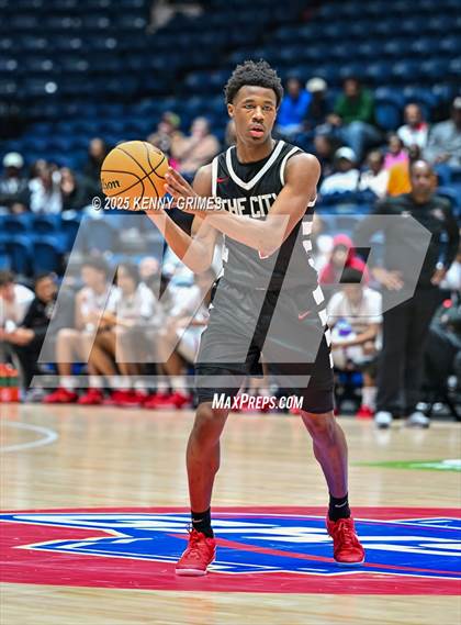 Thumbnail 2 in Woodward Academy vs. Tri-Cities (GHSA 5A Championship) photogallery.