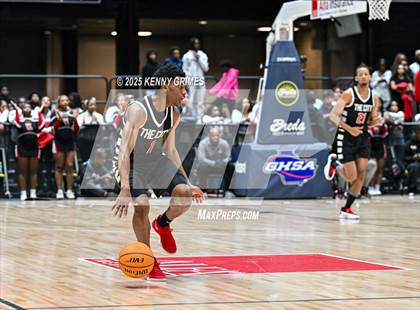 Thumbnail 3 in Woodward Academy vs. Tri-Cities (GHSA 5A Championship) photogallery.