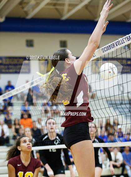 Thumbnail 1 in Mountain Pointe @ O'Connor photogallery.