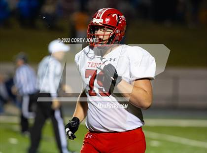 Thumbnail 2 in Glynn Academy vs Northside (GHSA 6A Round 1) photogallery.
