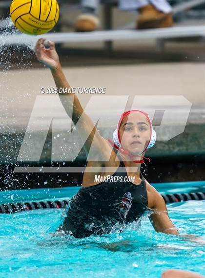 Thumbnail 3 in Mater Dei vs Orange Lutheran (Newport Invite) photogallery.