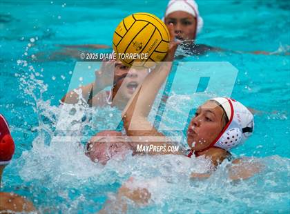 Thumbnail 2 in Mater Dei vs Orange Lutheran (Newport Invite) photogallery.