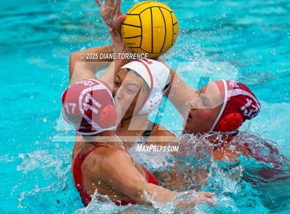 Thumbnail 2 in Mater Dei vs Orange Lutheran (Newport Invite) photogallery.