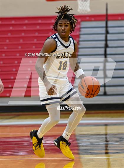 Thumbnail 2 in Chesterton v South Bend Riley (Fishers Holiday Classic) photogallery.