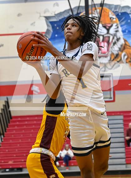 Thumbnail 1 in Chesterton v South Bend Riley (Fishers Holiday Classic) photogallery.