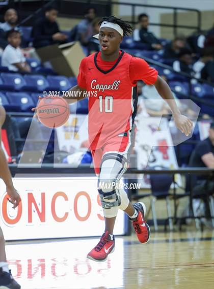 Thumbnail 3 in Coppell vs. Mansfield Legacy (Whataburger Tournament) photogallery.