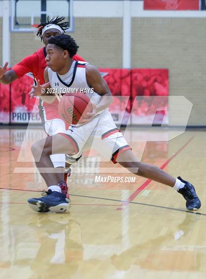 Thumbnail 2 in Coppell vs. Mansfield Legacy (Whataburger Tournament) photogallery.