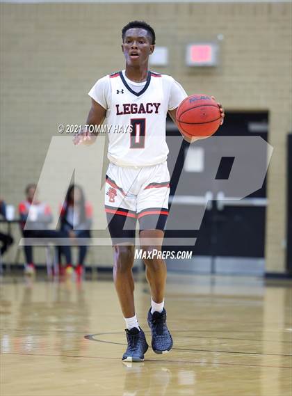 Thumbnail 3 in Coppell vs. Mansfield Legacy (Whataburger Tournament) photogallery.