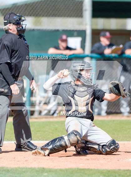 Thumbnail 2 in Maricopa vs. Desert Ridge (Bob Everett Classic) photogallery.