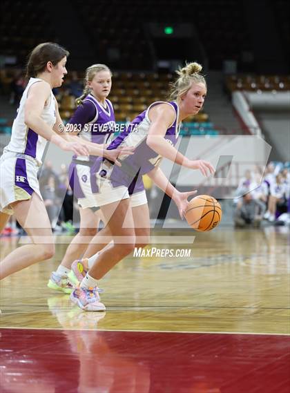 Thumbnail 2 in Lutheran vs. Holy Family (CHSAA 4A Semifinal) photogallery.