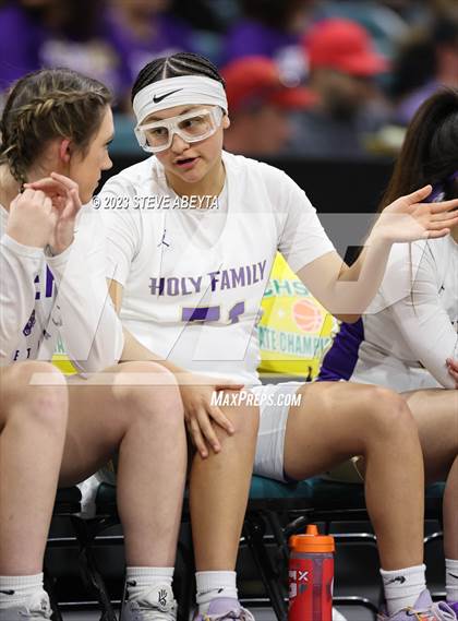 Thumbnail 2 in Lutheran vs. Holy Family (CHSAA 4A Semifinal) photogallery.