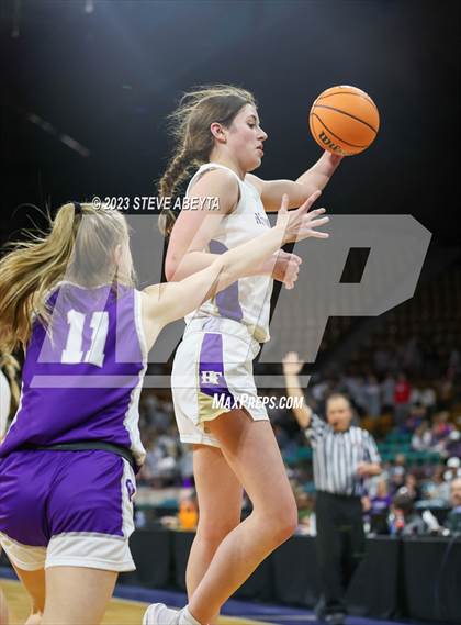 Thumbnail 3 in Lutheran vs. Holy Family (CHSAA 4A Semifinal) photogallery.
