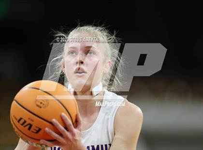 Thumbnail 1 in Lutheran vs. Holy Family (CHSAA 4A Semifinal) photogallery.