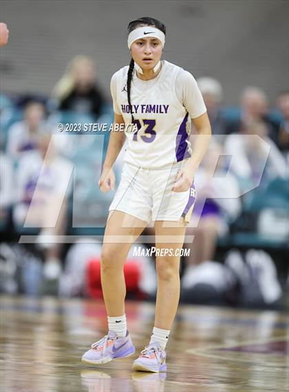 Thumbnail 1 in Lutheran vs. Holy Family (CHSAA 4A Semifinal) photogallery.
