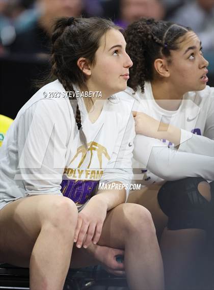 Thumbnail 3 in Lutheran vs. Holy Family (CHSAA 4A Semifinal) photogallery.