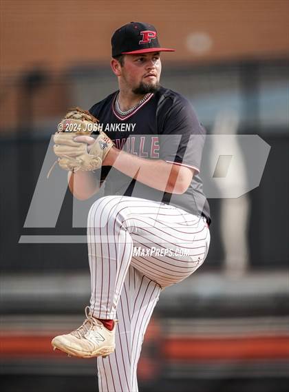 Thumbnail 2 in Catholic-B.R. @ Pineville photogallery.