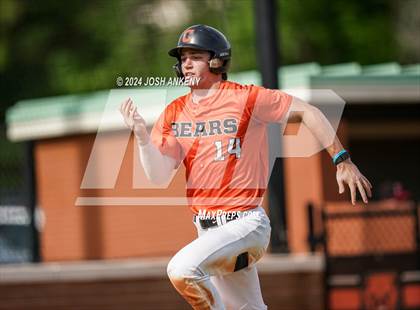 Thumbnail 3 in Catholic-B.R. @ Pineville photogallery.