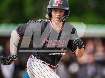 Thumbnail 3 in Catholic-B.R. @ Pineville photogallery.