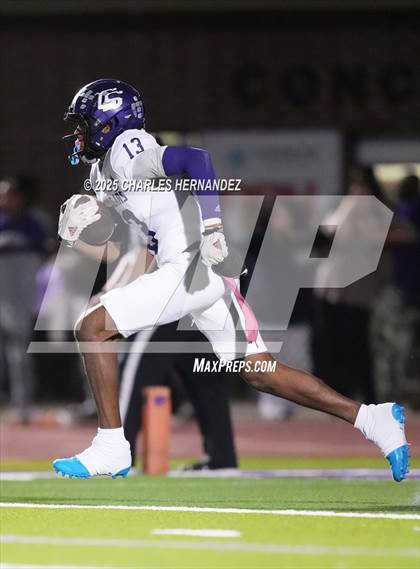 Thumbnail 2 in College Station vs Angleton (UIL 5A D1 Football Bi-District) photogallery.