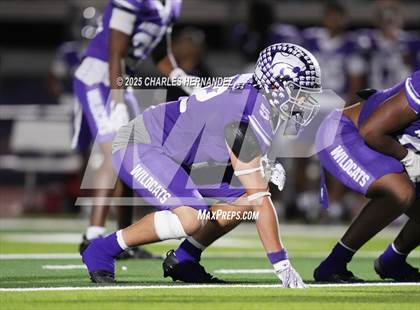 Thumbnail 2 in College Station vs Angleton (UIL 5A D1 Football Bi-District) photogallery.