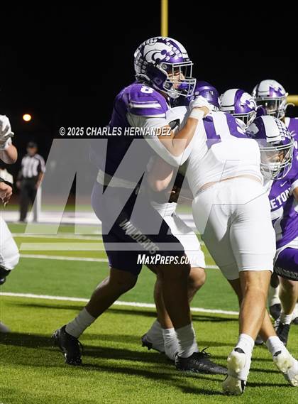 Thumbnail 2 in College Station vs Angleton (UIL 5A D1 Football Bi-District) photogallery.
