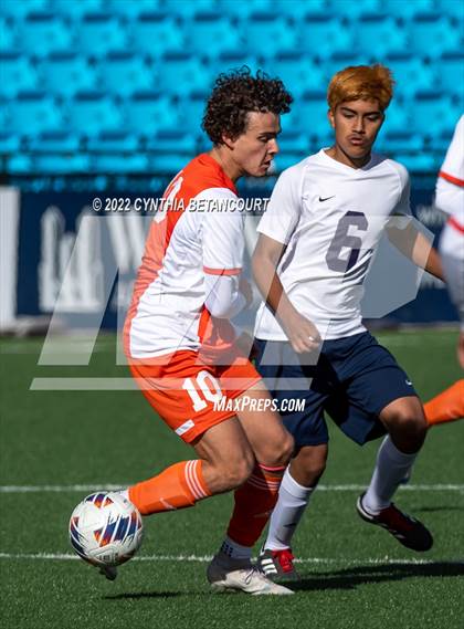 Thumbnail 2 in Vail Mountain vs Lotus School For Excellence (CHSAA 2A Championship) photogallery.