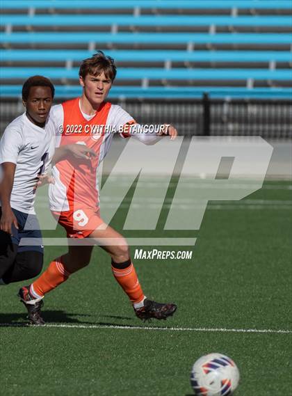 Thumbnail 2 in Vail Mountain vs Lotus School For Excellence (CHSAA 2A Championship) photogallery.