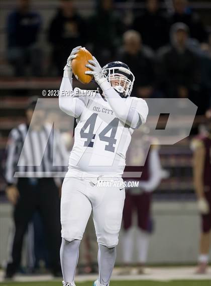 Thumbnail 3 in Oil City vs North East (PIAA D10 3A Quarterfinal) photogallery.