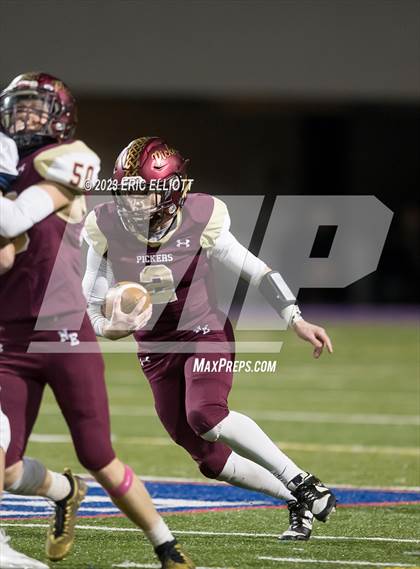 Thumbnail 1 in Oil City vs North East (PIAA D10 3A Quarterfinal) photogallery.