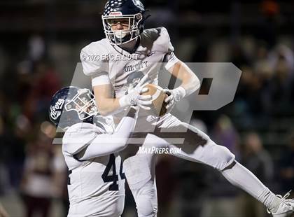 Thumbnail 3 in Oil City vs North East (PIAA D10 3A Quarterfinal) photogallery.