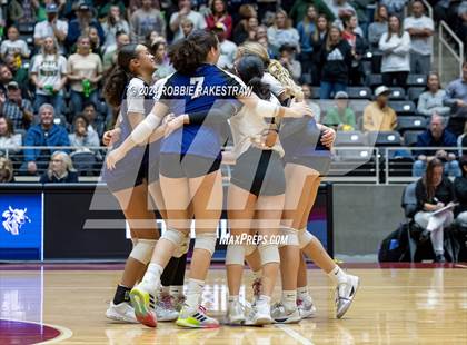 Thumbnail 3 in Boyd vs. Stockdale (UIL 3A Volleyball Division II Final) photogallery.