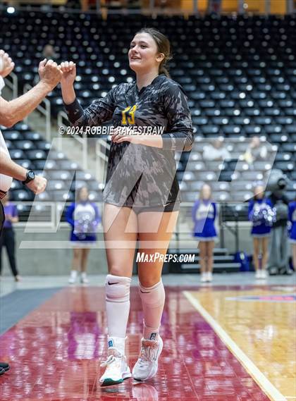 Thumbnail 3 in Boyd vs. Stockdale (UIL 3A Volleyball Division II Final) photogallery.