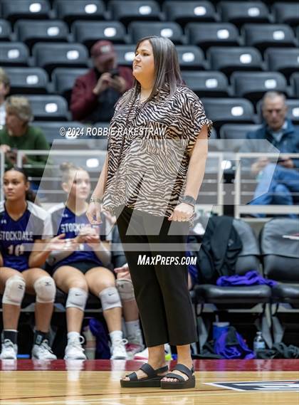 Thumbnail 1 in Boyd vs. Stockdale (UIL 3A Volleyball Division II Final) photogallery.