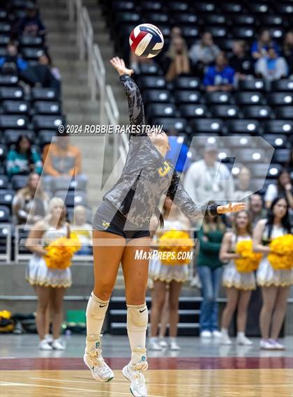Thumbnail 3 in Boyd vs. Stockdale (UIL 3A Volleyball Division II Final) photogallery.