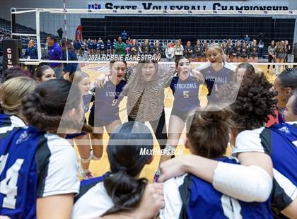 Thumbnail 1 in Boyd vs. Stockdale (UIL 3A Volleyball Division II Final) photogallery.