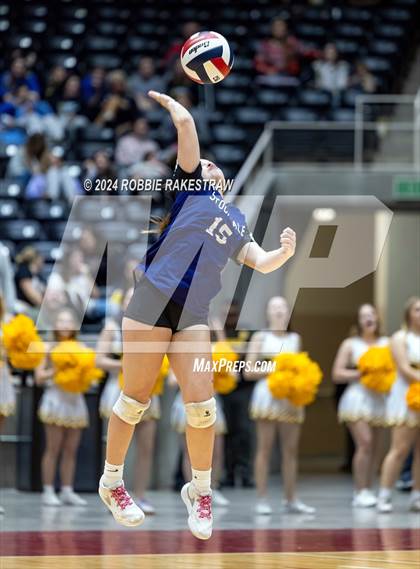 Thumbnail 1 in Boyd vs. Stockdale (UIL 3A Volleyball Division II Final) photogallery.