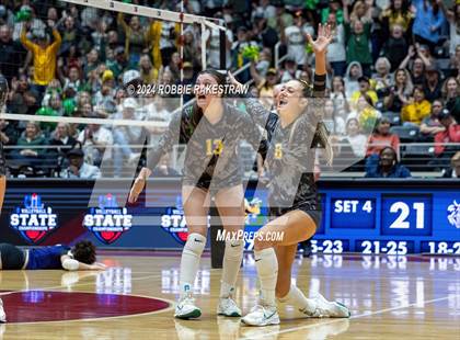 Thumbnail 3 in Boyd vs. Stockdale (UIL 3A Volleyball Division II Final) photogallery.